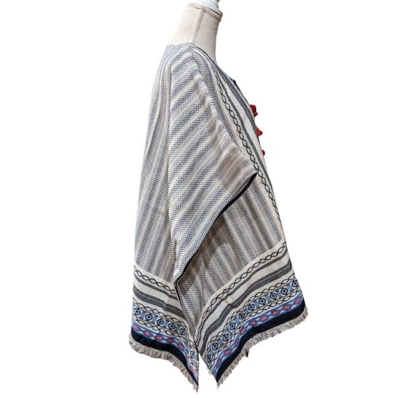 Tory Burch Boho Oversized Blaire Poncho M/L - w/ Tassles, New Ivory / Navy Sea - Picture 4 of 12